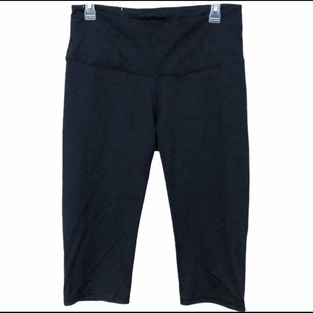 Victoria’s Secret Sport Knockout Crop Leggings L